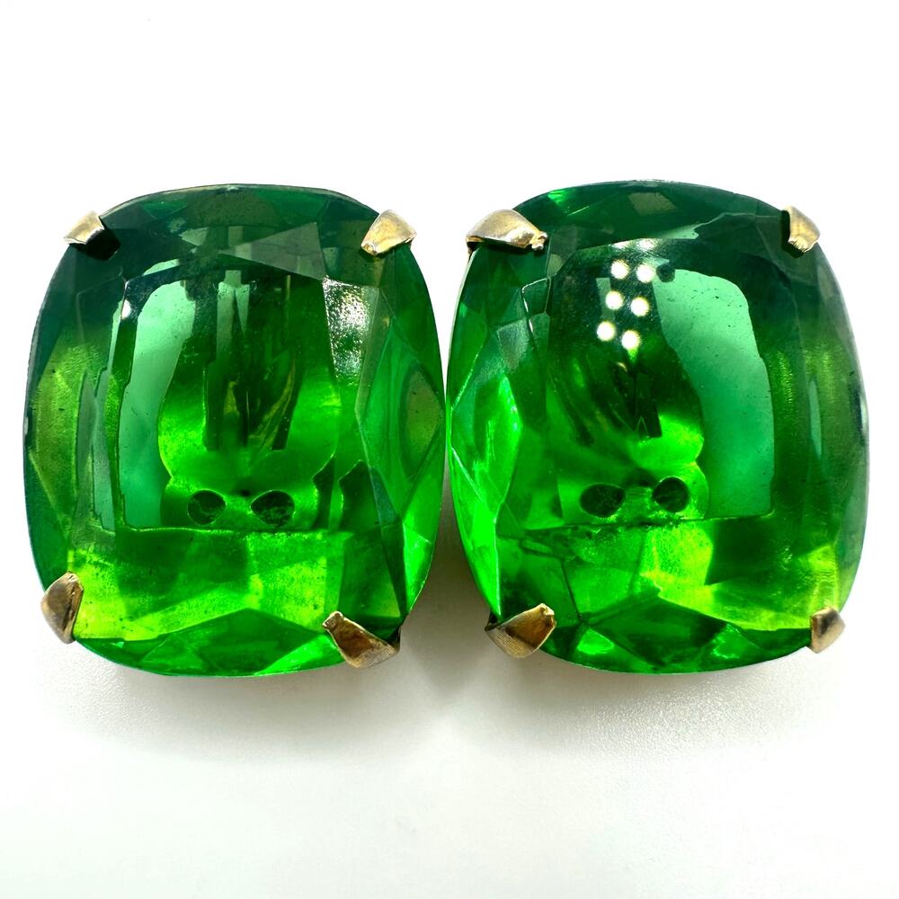 Kramer vintage gold tone massive bright green rhinestones clip on earrings